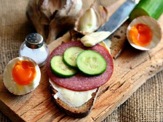 Kartoffel hvidløg spegepølse